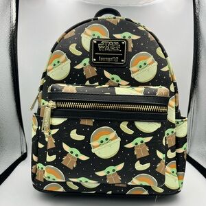 Loungefly backpack Baby Yoda